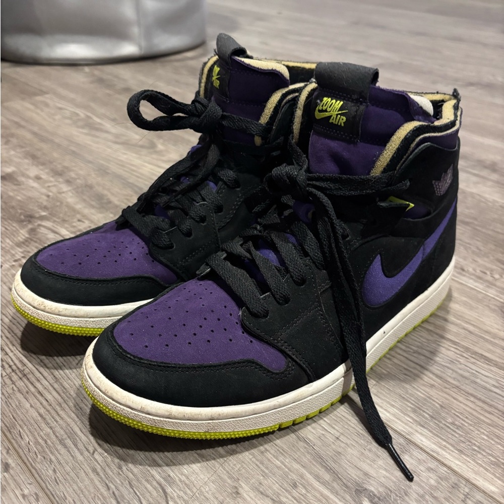Women’s Nike Air Jordan 1 High Zoom CMFT - Black & Purple “Halloween” color way